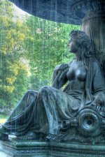 Brunnen_piqs_beauty thinking about getting older_Till Krech.jpg Brunnen_piqs_beauty thinking about getting older_Till Krech.jpg