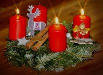 third-advent-3871418.jpg